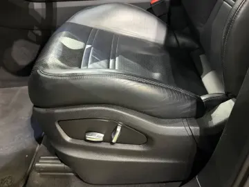 Porsche Cayenne  Pano Bose