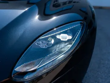 ASTON MARTIN DBS Superleggera 360  Camera B&O