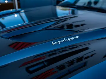 ASTON MARTIN DBS Superleggera 360  Camera B&O