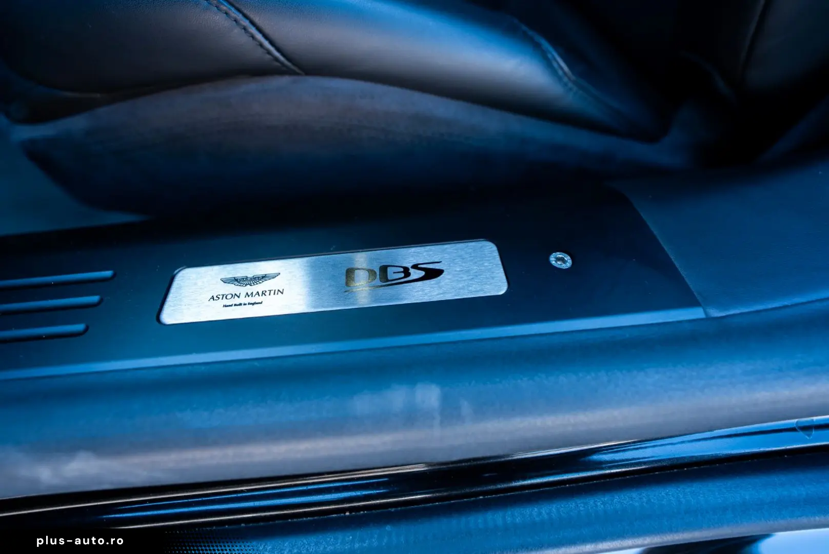 ASTON MARTIN DBS Superleggera 360  Camera B&O