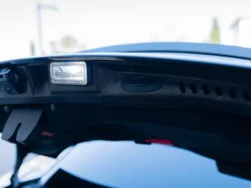 ASTON MARTIN DBS Superleggera 360  Camera B&O
