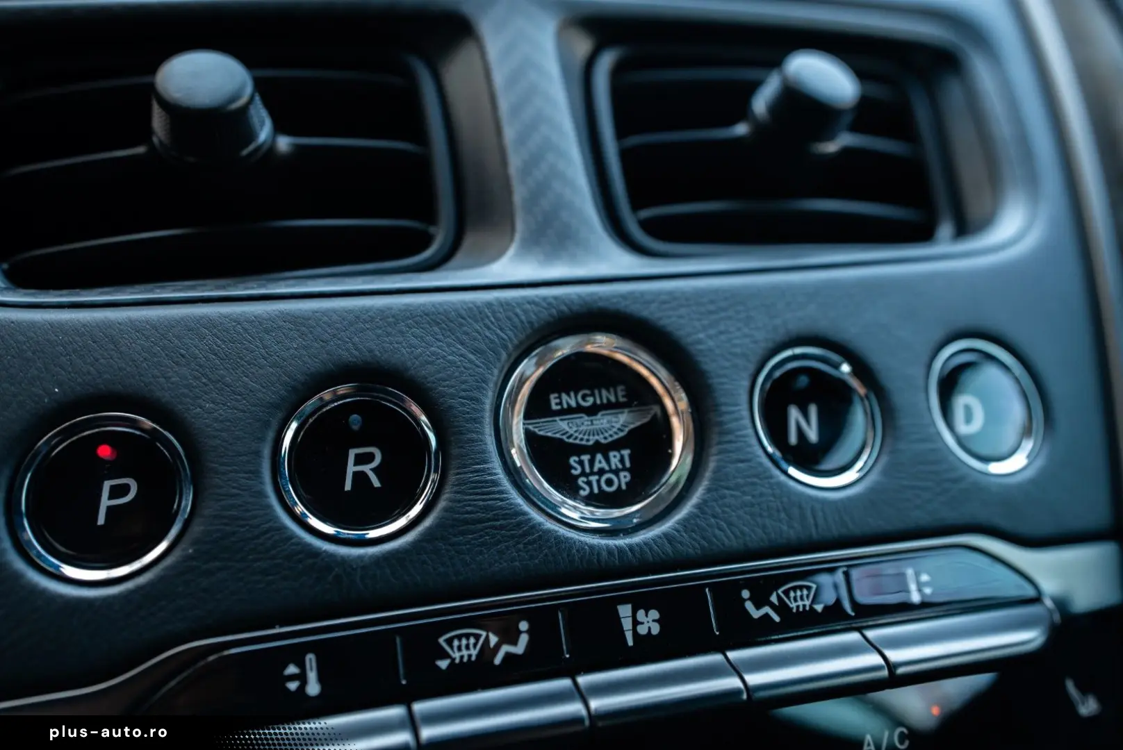 ASTON MARTIN DBS Superleggera 360  Camera B&O