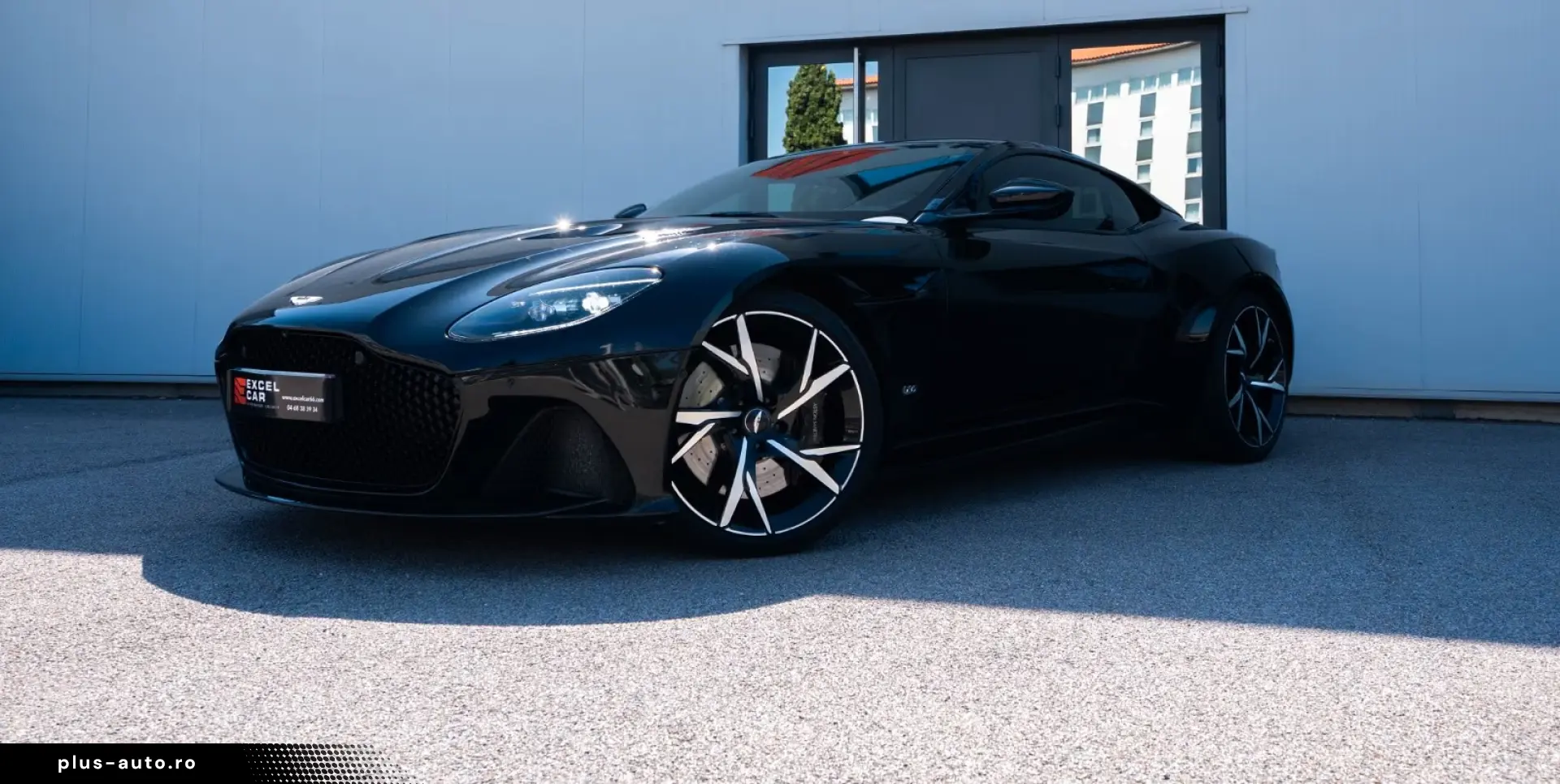 ASTON MARTIN DBS Superleggera 360  Camera B&O
