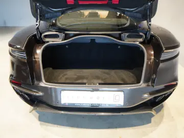ASTON MARTIN DBS Superleggera V12 Carbon