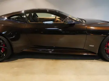 ASTON MARTIN DBS Superleggera V12 Carbon