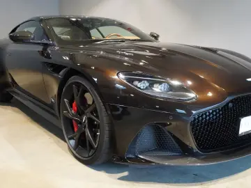 ASTON MARTIN DBS Superleggera V12 Carbon