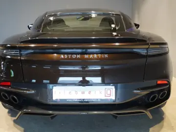 ASTON MARTIN DBS Superleggera V12 Carbon