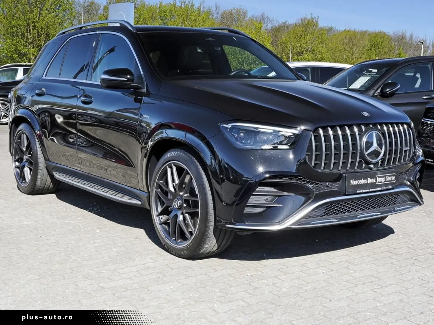 MERCEDES-BENZ GLE 53 AMG 4M   PANO AHK SOUND 360 KEYLESS