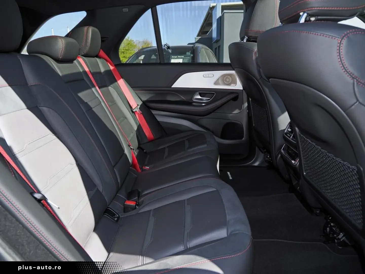 MERCEDES-BENZ GLE 53 AMG 4M   PANO AHK SOUND 360 KEYLESS