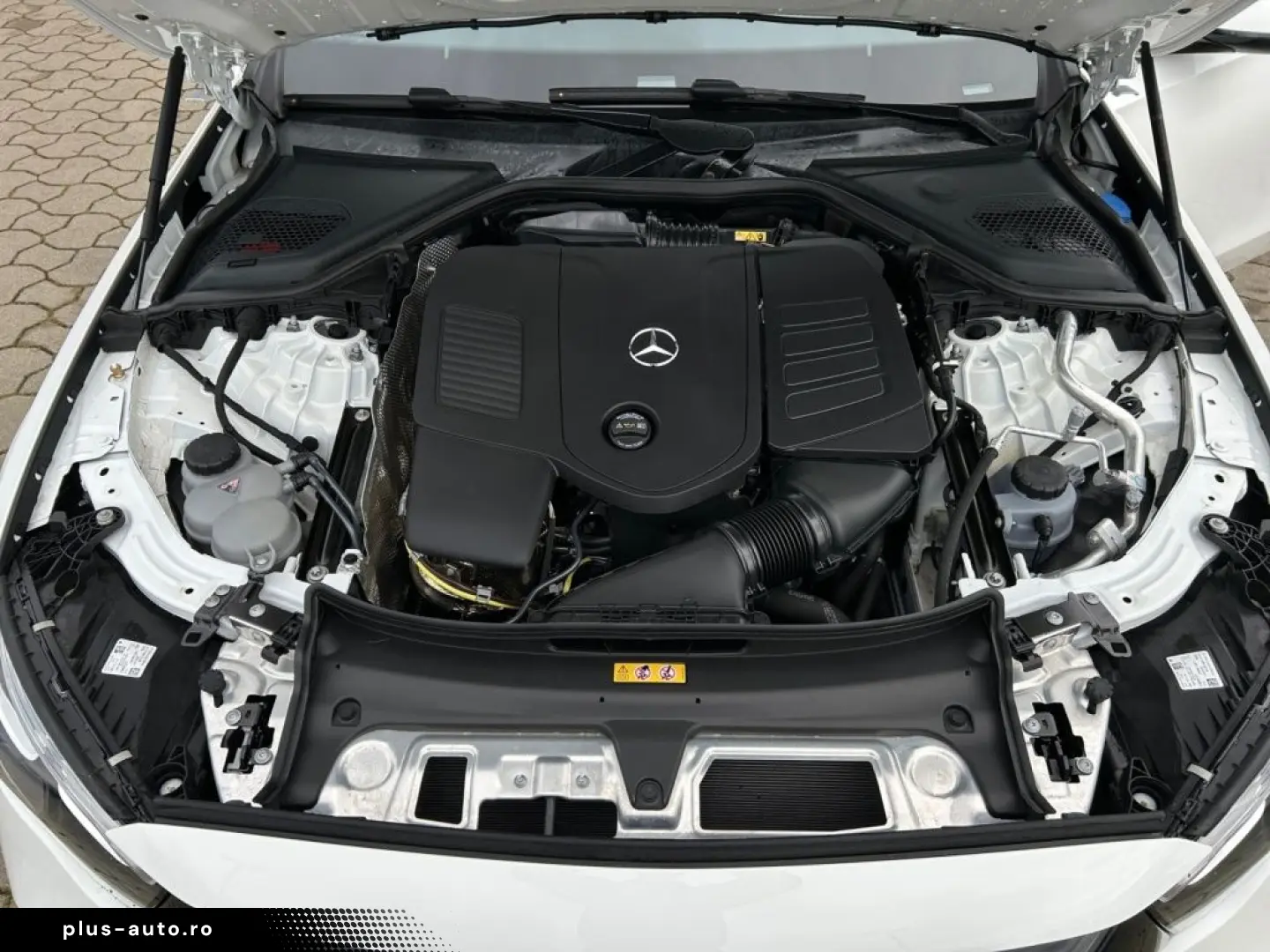MERCEDES-BENZ E 200 Limousine Avangarde Advanced 9G LED