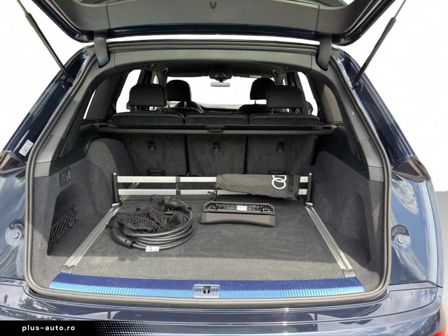 AUDI Q7 TFSI e quattro Tiptronic S line MATRIX LUFTFE