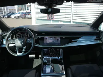 AUDI Q7 S line 55 TFSI e quattro tiptronic AHK