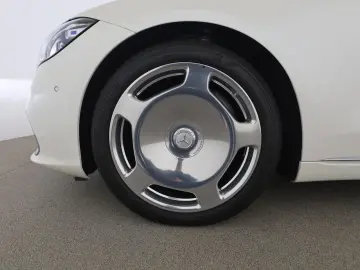 MERCEDES-BENZ S 580 4M Maybach Fond-TV Chauffeur Mas…