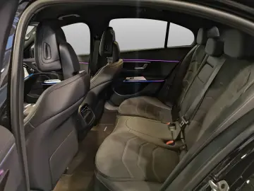 MERCEDES-BENZ E 200 AMG Line DISTRONIC WINTER