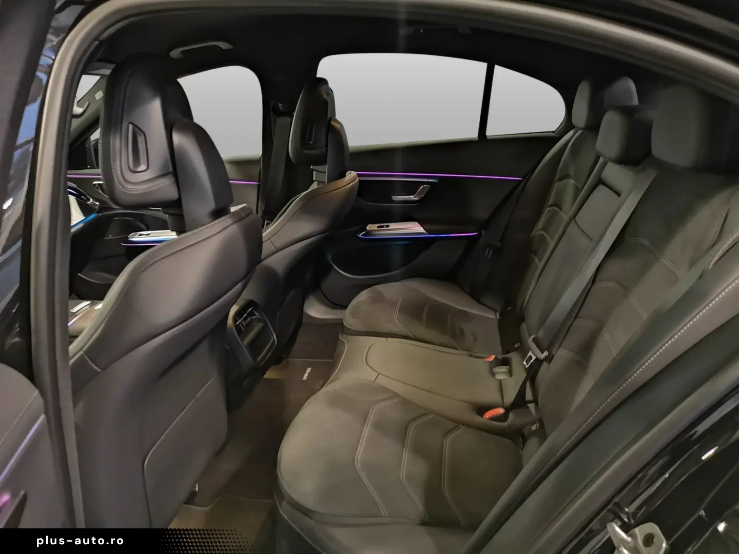 MERCEDES-BENZ E 200 AMG Line DISTRONIC WINTER