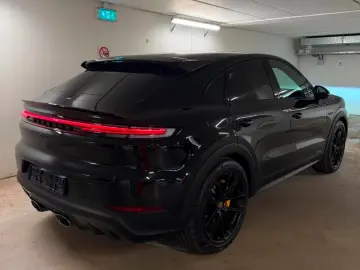 Porsche Cayenne Coupe Turbo E-Hybrid - Pachet GT