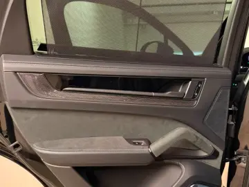 Porsche Cayenne Coupe Turbo E-Hybrid - Pachet GT