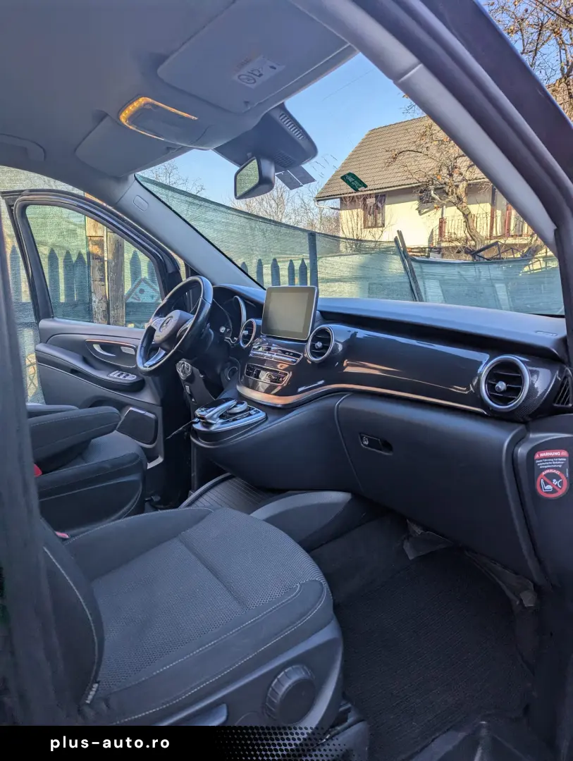 Mercedes-Benz V 250