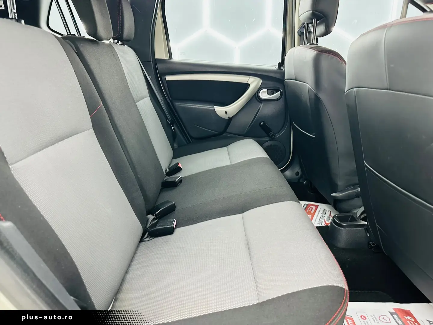 DACIA DUSTER 2013 1.6i E5 Garantie 12 Luni Rate Avans 0 Doar