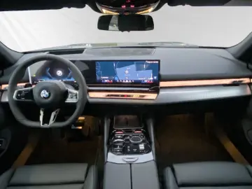 BMW 520d M Sport Pro AHK Pano Autobahnass. HiFi