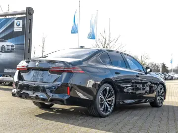 BMW 520d xDrive 20  M Sport Pro AHK 360  DA Prof.