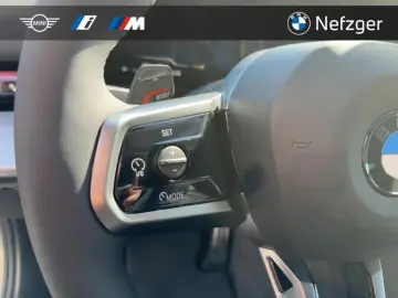 BMW 520 d xDrive Lim. M Sport HiFi-H&K HUD LED