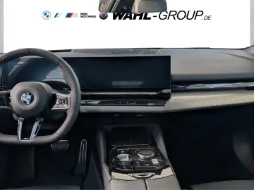 BMW 520d M Sport AHK HeadUp Innovation HarmanKardon