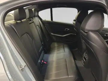BMW 320d M Sport AHK Stop&Go HiFi DrivingAss.