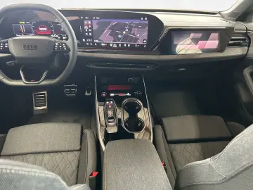 Audi A6 Limo 2.0 TDI quattro S tronic  Pano Navi LED