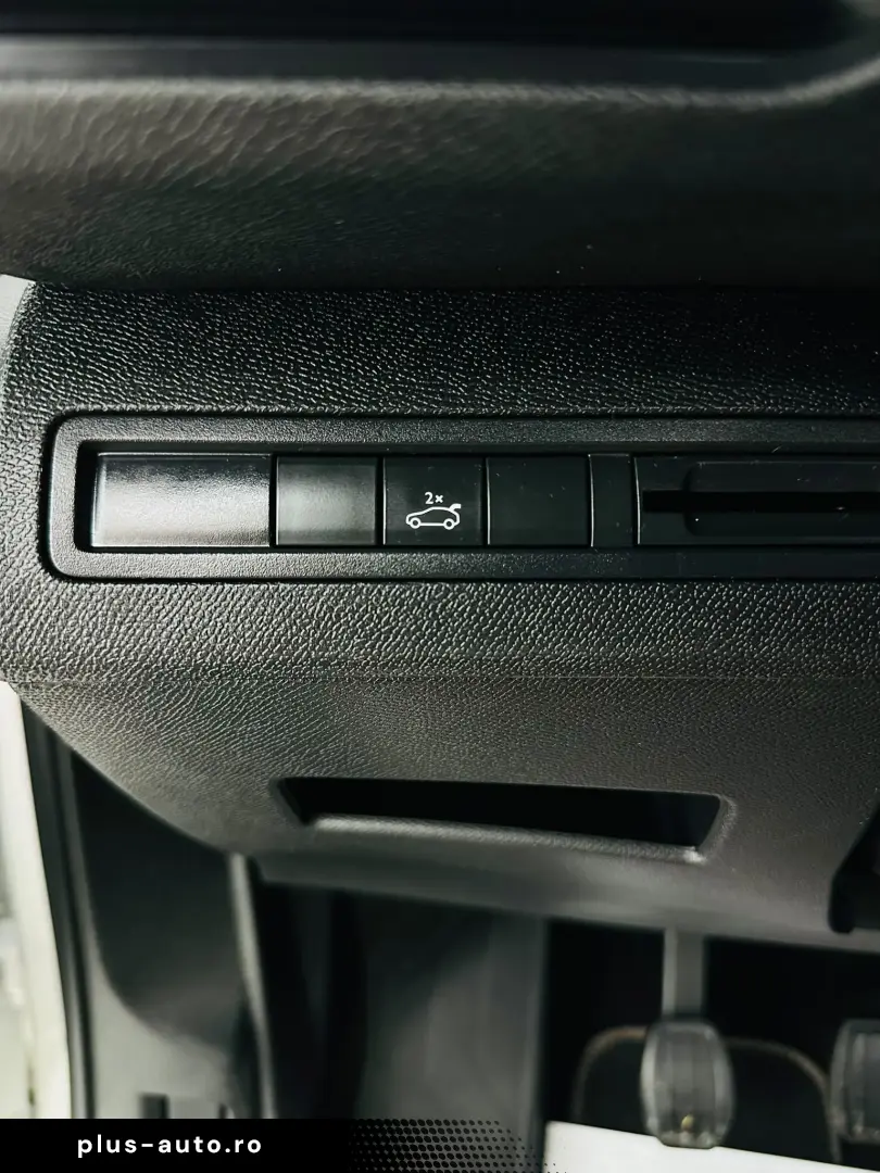 PEUGEOT 3008 2020 1.5D E6 Garantie 12 Luni Rate Avans 0 Doar