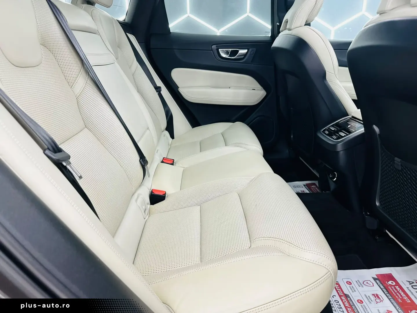 VOLVO XC60 2018 2.0D E6 4x4 Garantie 12 Luni Rate Avans 0 Do