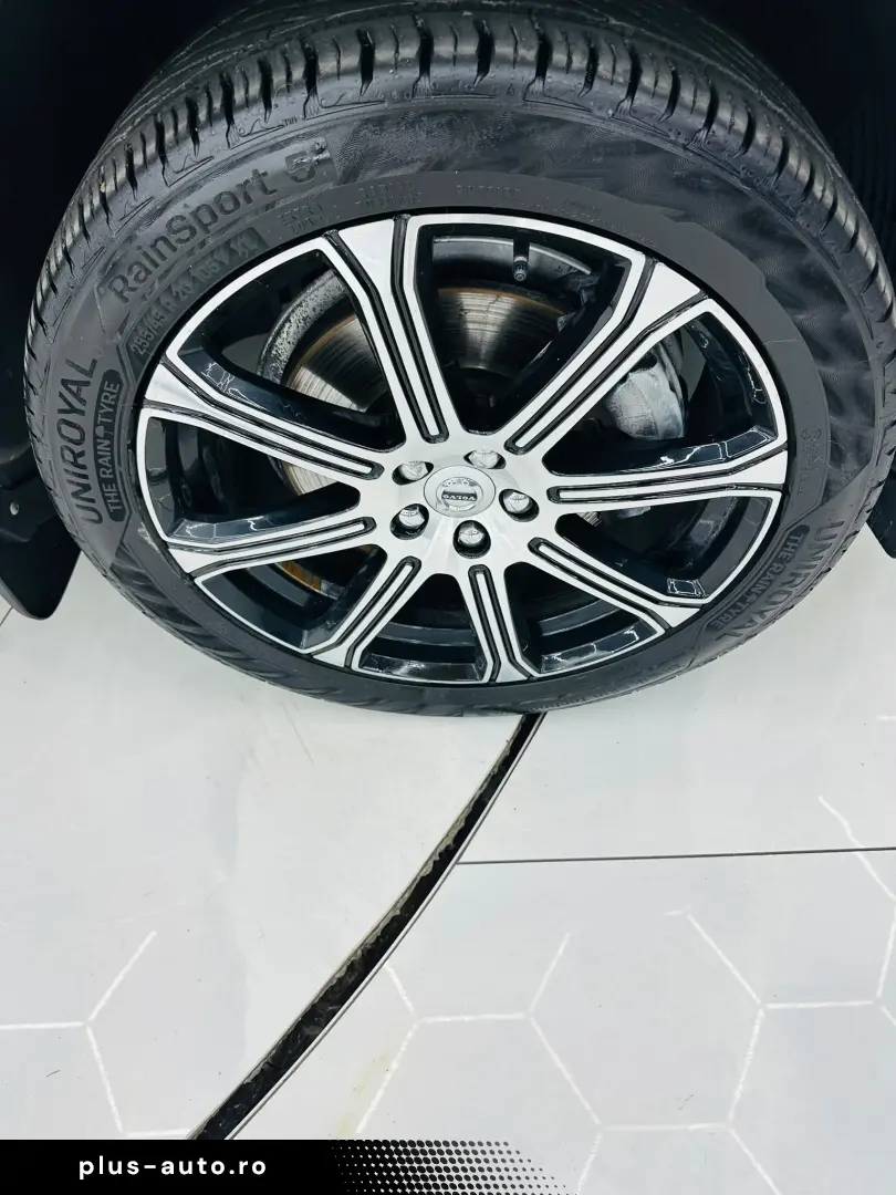 VOLVO XC60 2018 2.0D E6 4x4 Garantie 12 Luni Rate Avans 0 Do