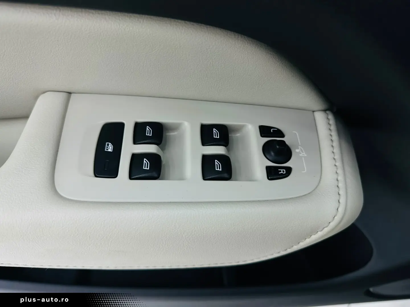 VOLVO XC60 2018 2.0D E6 4x4 Garantie 12 Luni Rate Avans 0 Do