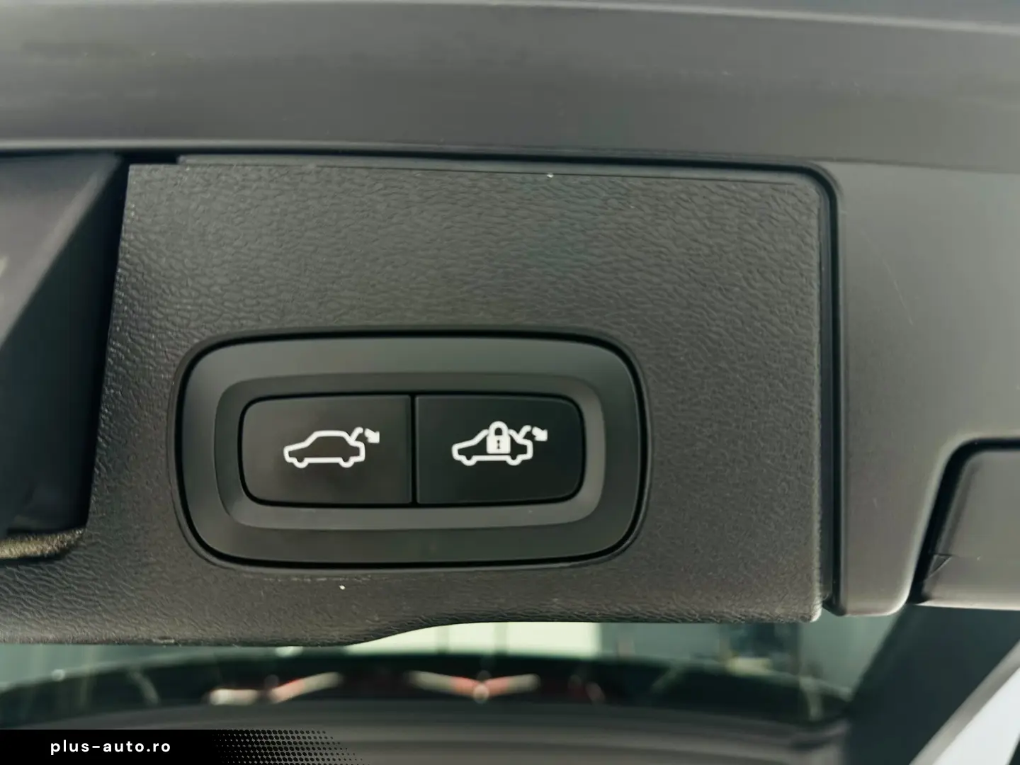 VOLVO XC60 2018 2.0D E6 4x4 Garantie 12 Luni Rate Avans 0 Do