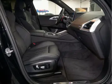 BMW XM 50e SITZBELÜFTUNG LASER 360  SPORTABGASANLAGE