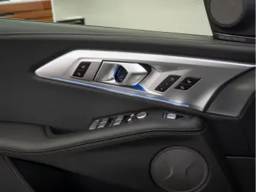 BMW XM 50e SITZBELÜFTUNG LASER 360  SPORTABGASANLAGE