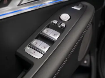 BMW XM 50e SITZBELÜFTUNG LASER 360  SPORTABGASANLAGE