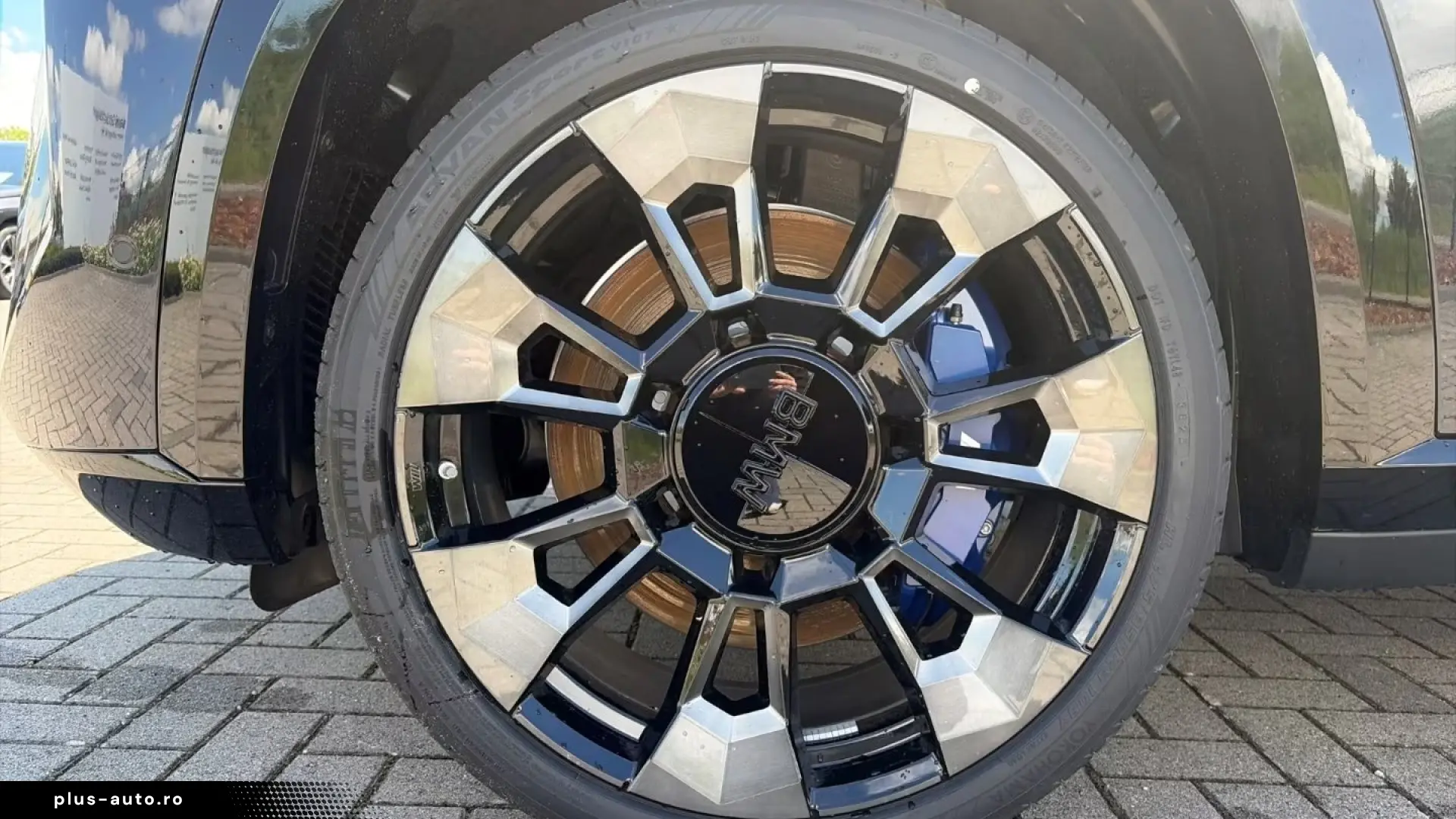 BMW XM 50e Hybrid Autobahnassist Massage Soft-Close