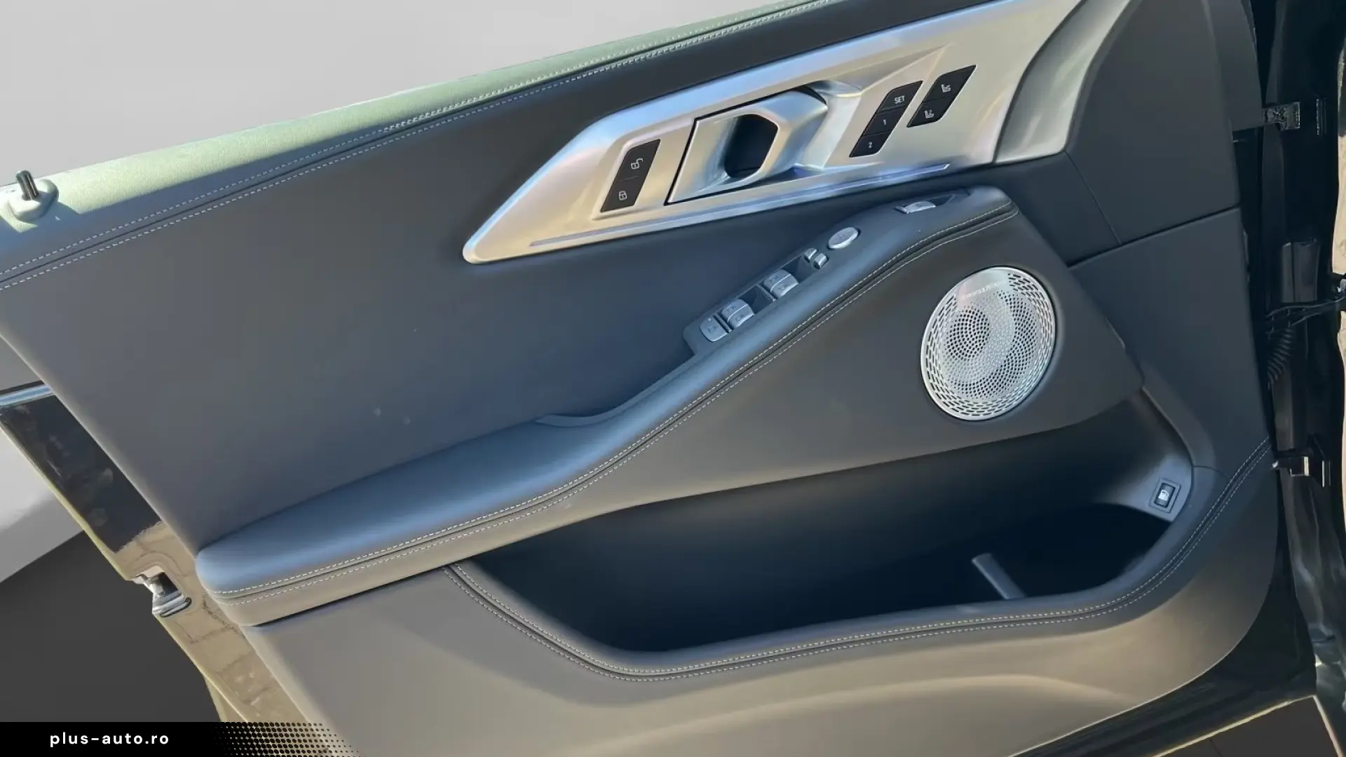 BMW XM 50e B&W Surround Driving Assist Prof. AHK