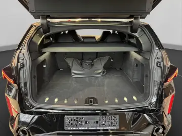 BMW XM 50e Driving Assist. Prof. Autobahnassist. AHK