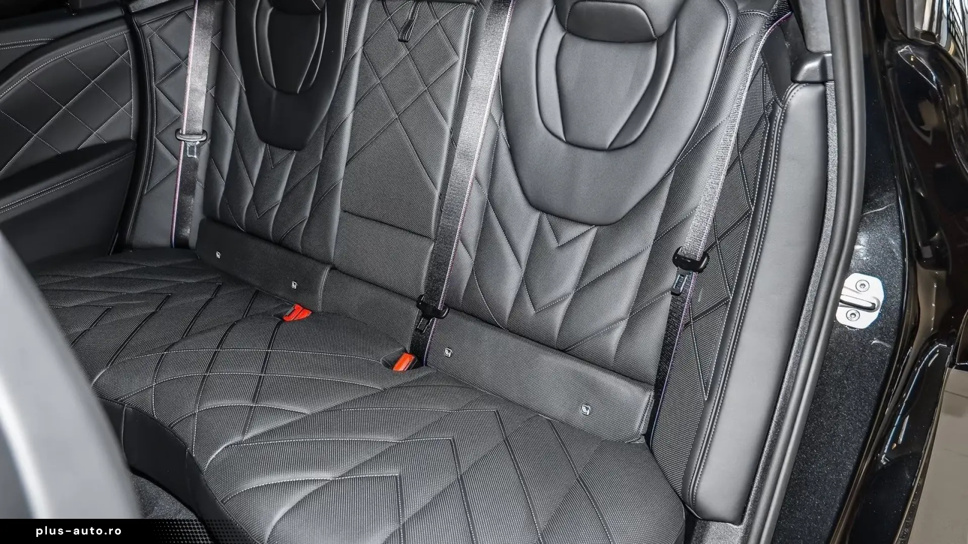 BMW XM 50e HuD AHK Bowers&Wilkins Massage M Multisit