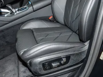 BMW XM 50e HuD AHK Bowers&Wilkins Massage M Multisit