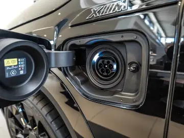 BMW XM 50e HuD AHK Bowers&Wilkins Massage M Multisit