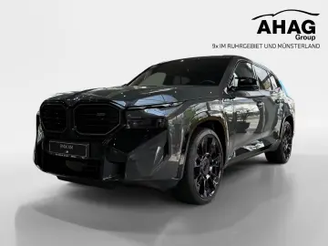 BMW XM 50e AHK   Driving Assistent Prof   HK
