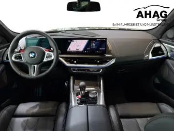 BMW XM 50e AHK   Driving Assistent Prof   HK