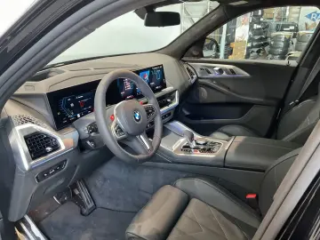 BMW XM 50e  AHK  Sitzbelüftung Harman Kardon DAB