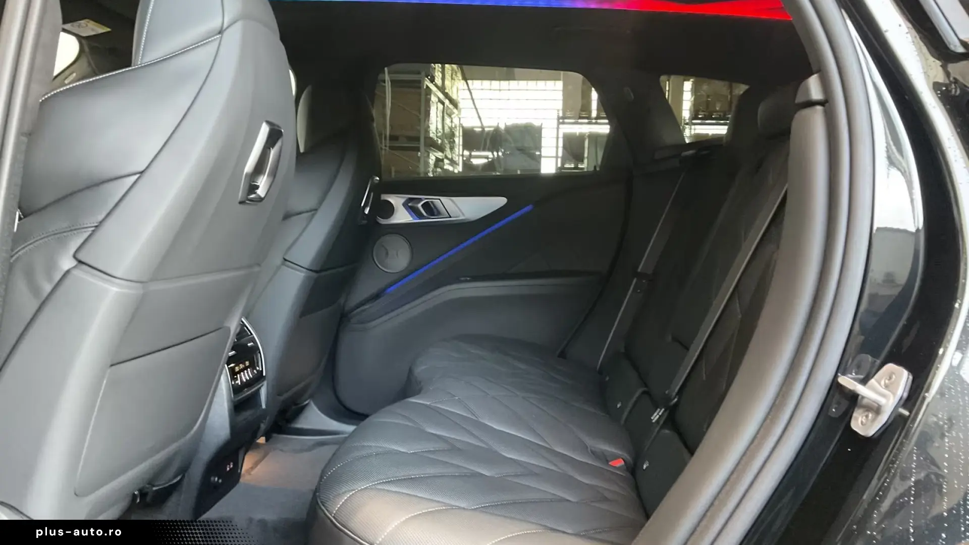 BMW XM 50e  AHK  Sitzbelüftung Harman Kardon DAB