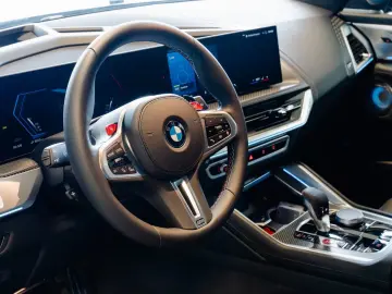 BMW XM B&W MY26   MASSAGE   INDIVIDUAL   ICONIC GLOW