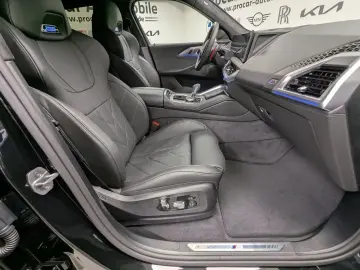 BMW XM 50e XM 50e AHK Driv Prof. HK Sound Massage