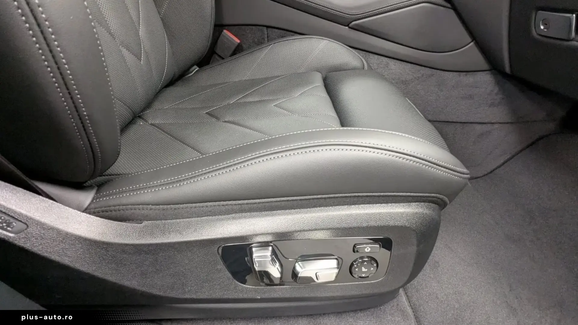 BMW XM 50e XM 50e AHK Driv Prof. HK Sound Massage